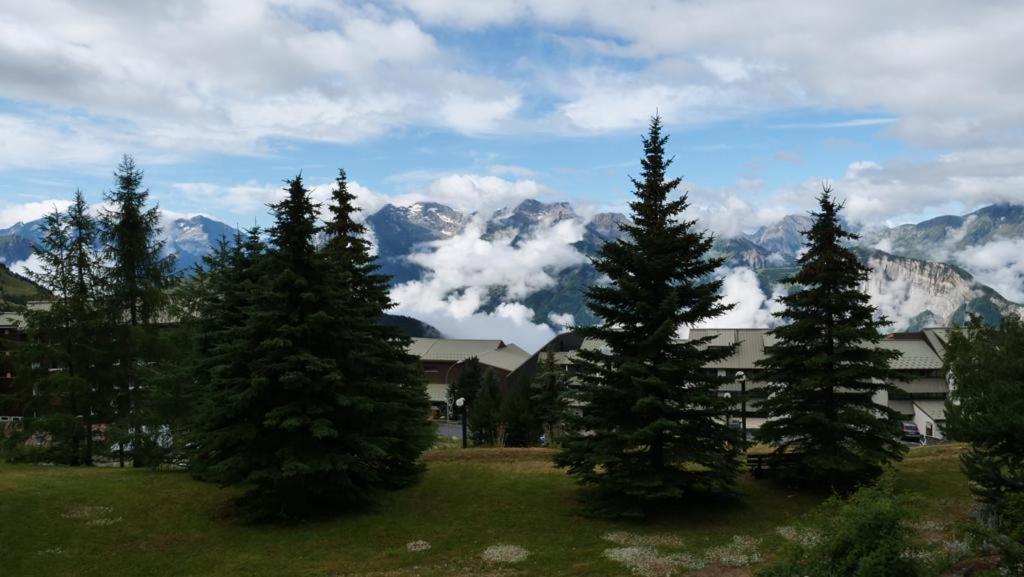 Appartement Dans Residence Du Roche Mantel -Alpes Huez Face A L'Alpexpress Экстерьер фото